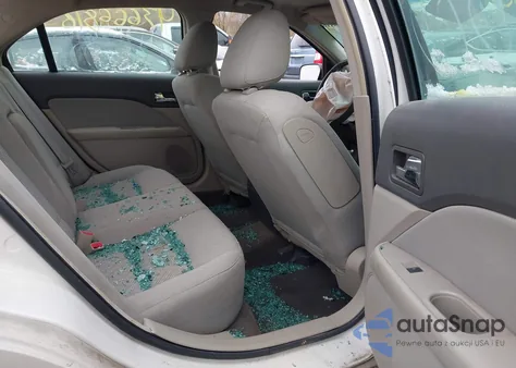 2010 Ford Fusion S z USA, uszkodzony, nr VIN 3FAHP0GA1AR118174